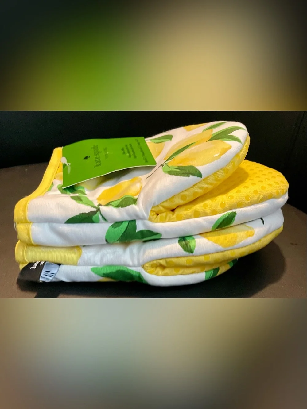 Kate Spade New York Sunshine Yellow Lemon Print Decorative -MINI MIT Set